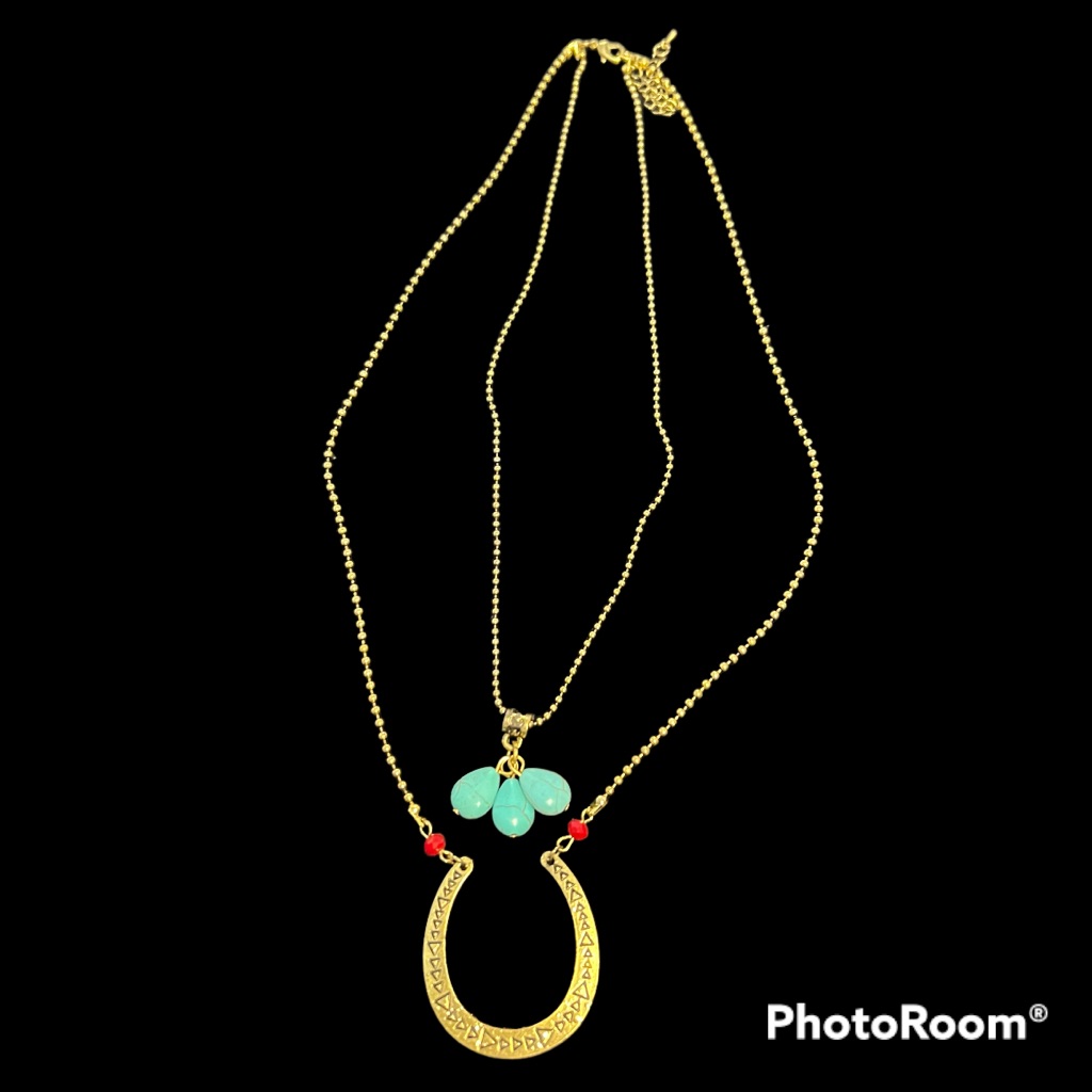 Beautiful Gold Tone Necklace Qty Is 13 Price Is Per Piece Nwt Horseshoe Native 15$